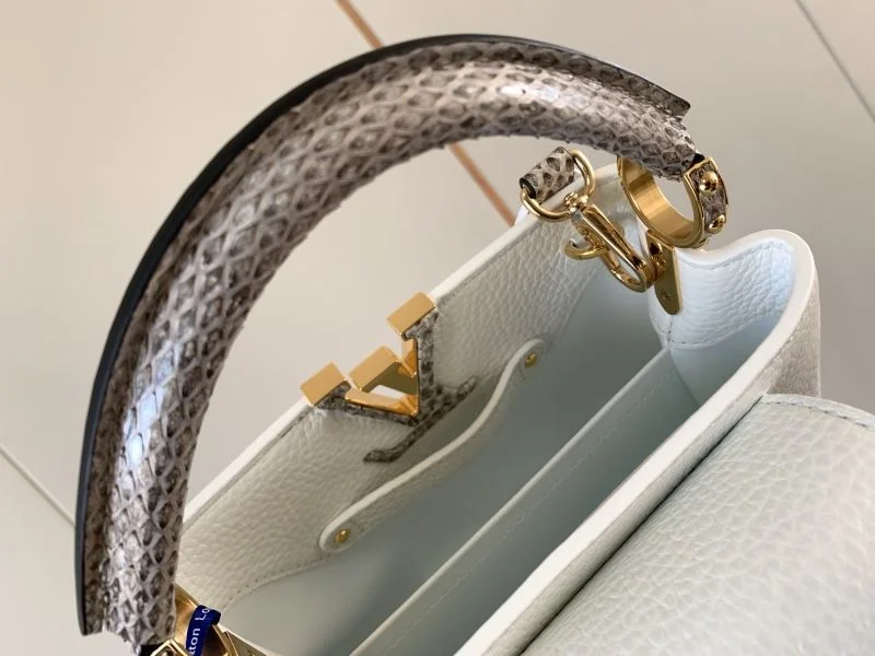 EasyCare Louis Vuitton Capucines BB Bags 39892