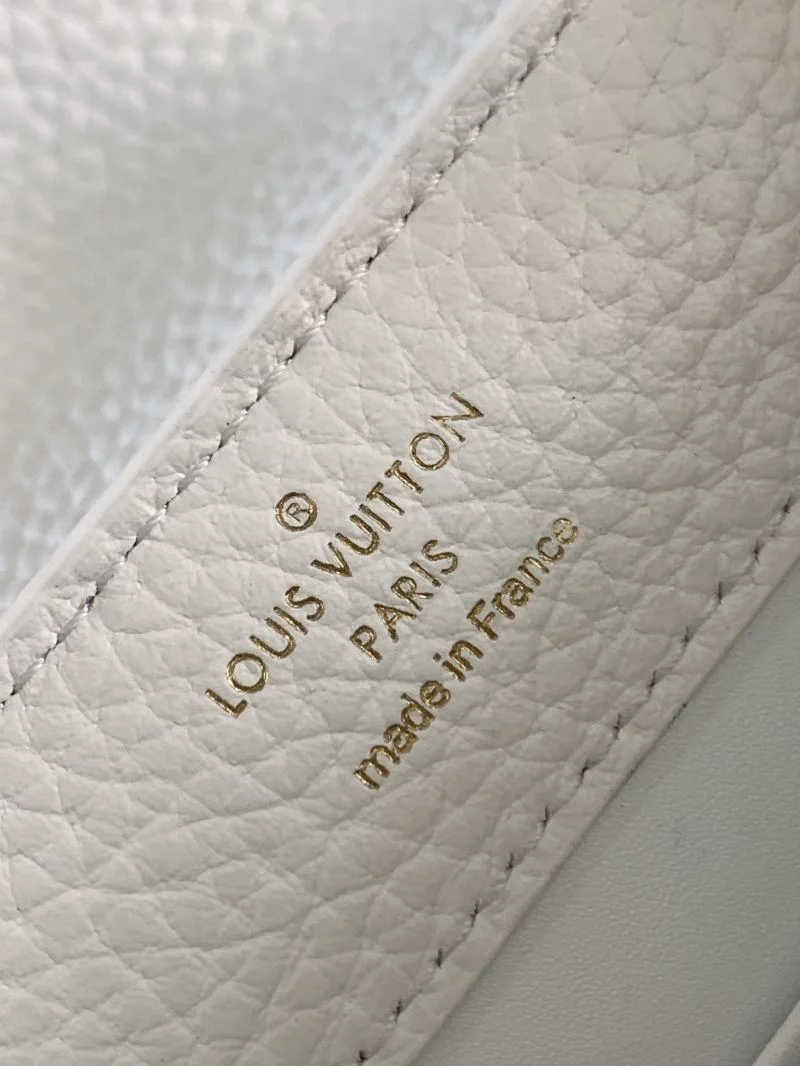 EasyCare Louis Vuitton Capucines BB Bags 39892