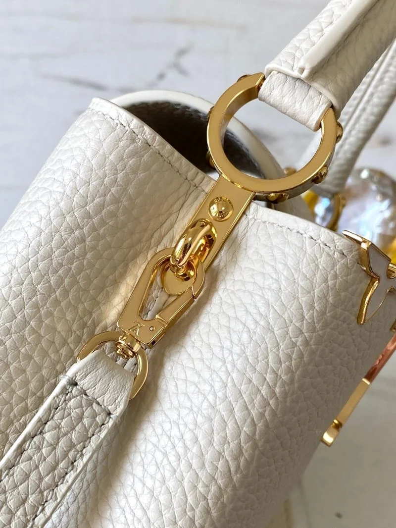 Louis Vuitton Capucines BB Bags TechFriendly 39864
