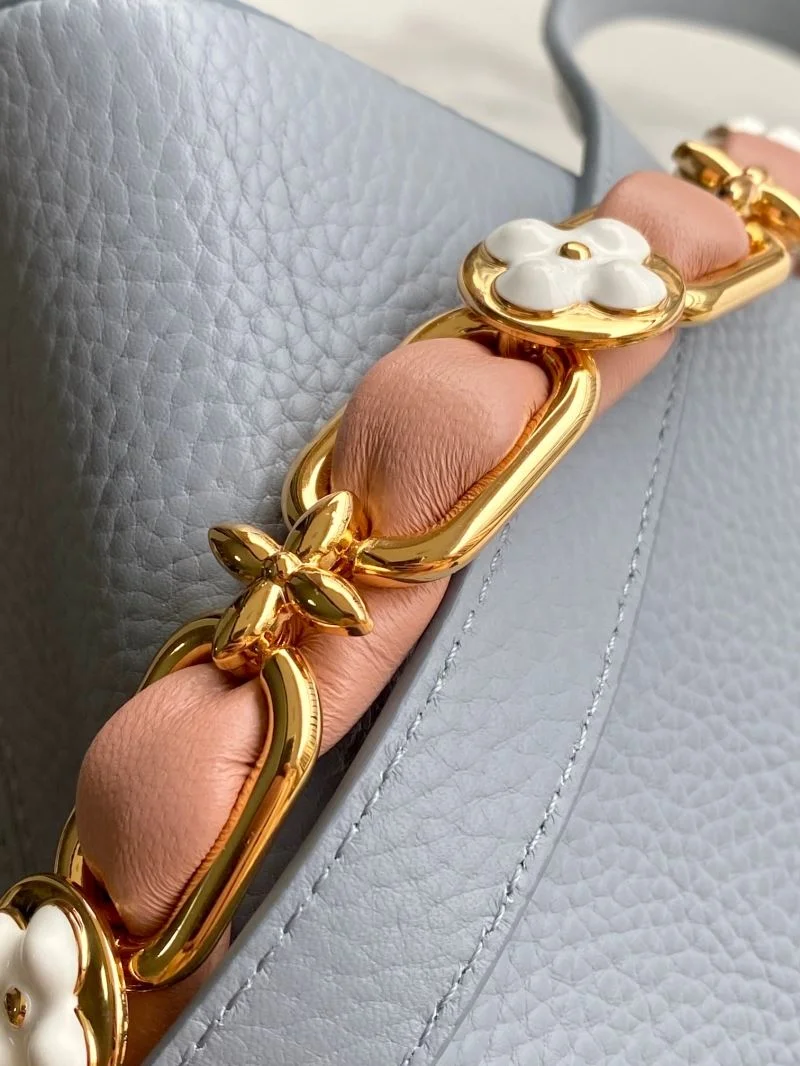 Supportive Louis Vuitton Capucines BB Bags 39866