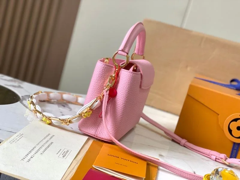 Breathable Louis Vuitton Capucines BB Bags 39852