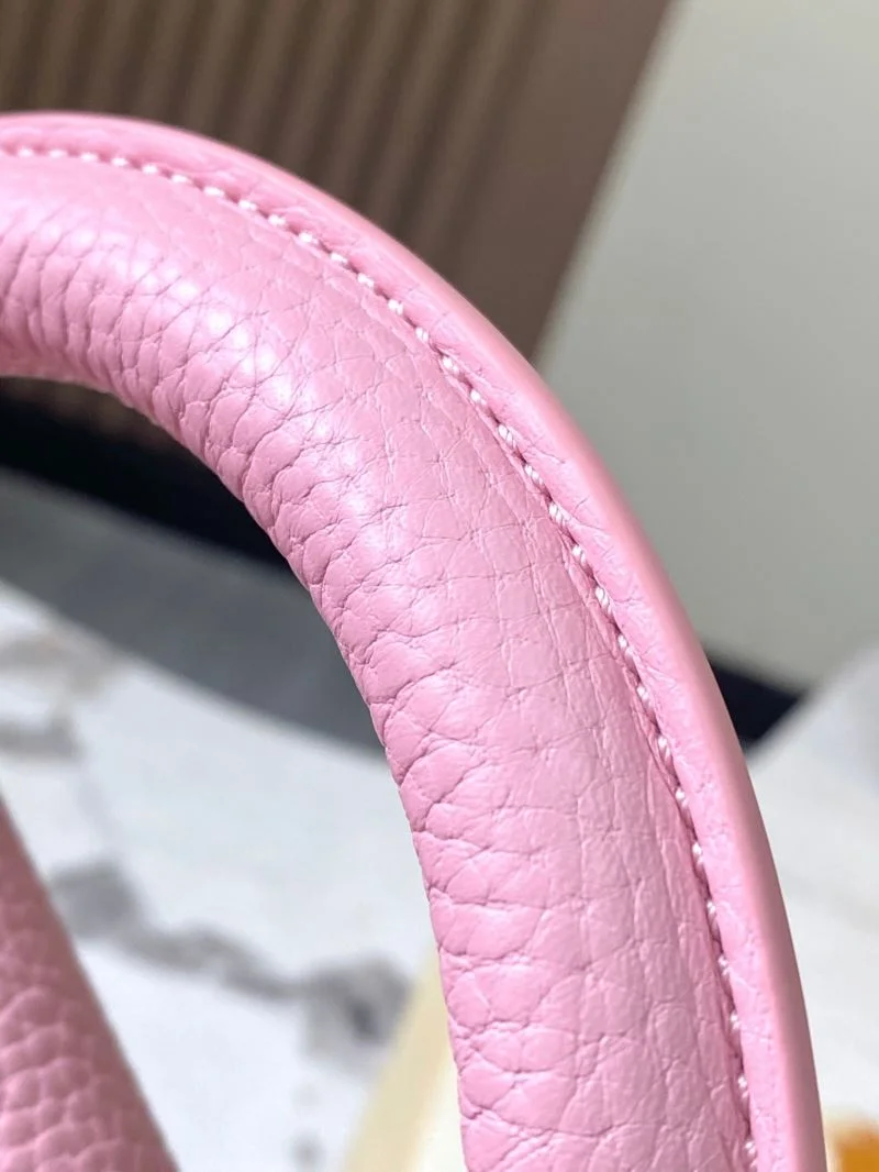 Breathable Louis Vuitton Capucines BB Bags 39852