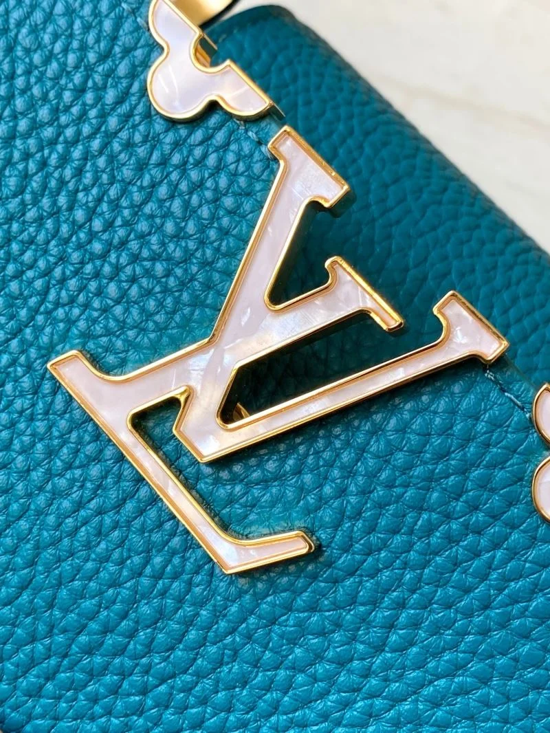 EasyCare Louis Vuitton Capucines BB Bags 39855