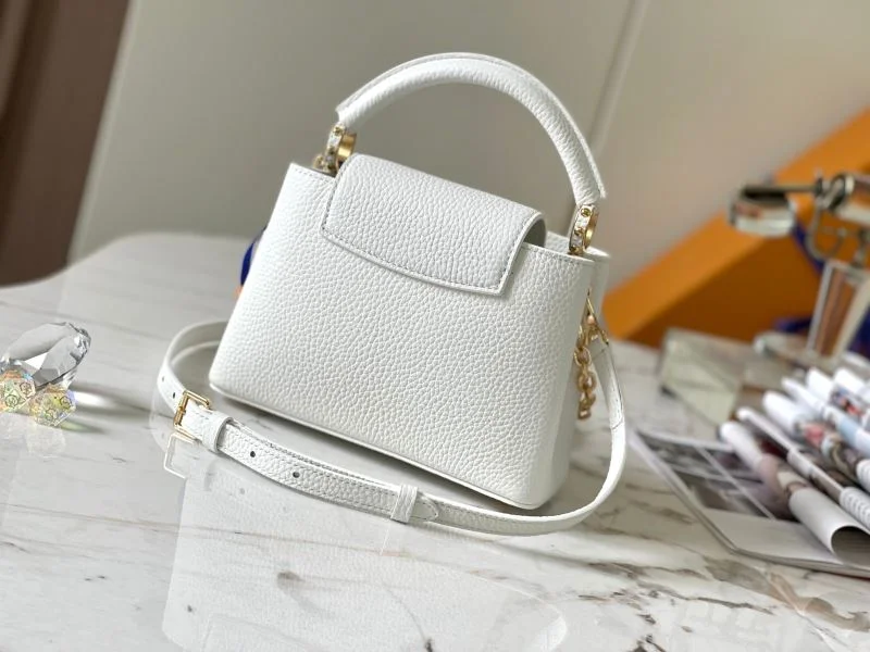 Durable Louis Vuitton Capucines BB Bags 39853