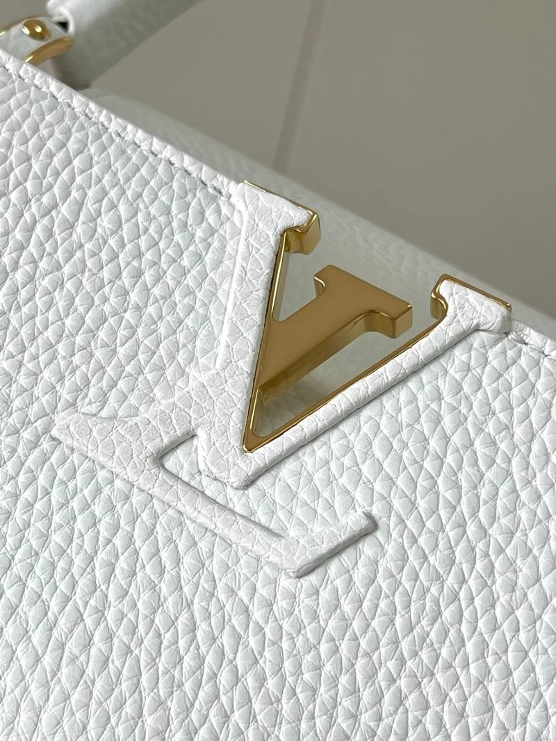Versatile Louis Vuitton Capucines BB Bags 39850