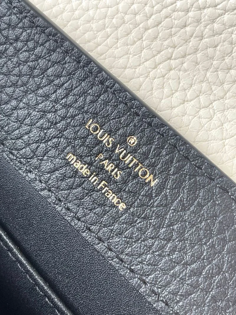 BestValue Louis Vuitton Capucines BB Bags 39844