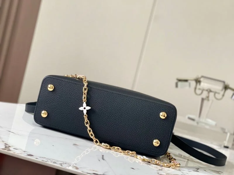 WellDesigned Louis Vuitton Capucines BB Bags 39846