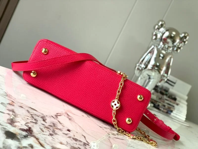 Lightweight Louis Vuitton Capucines BB Bags 39827