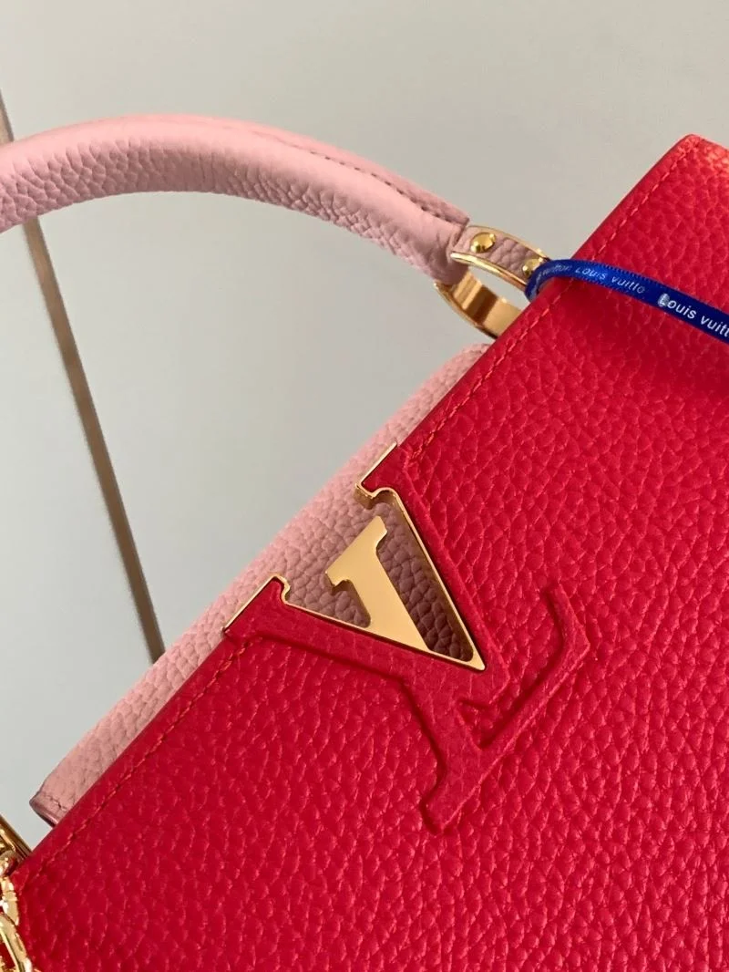Lightweight Louis Vuitton Capucines BB Bags 39827