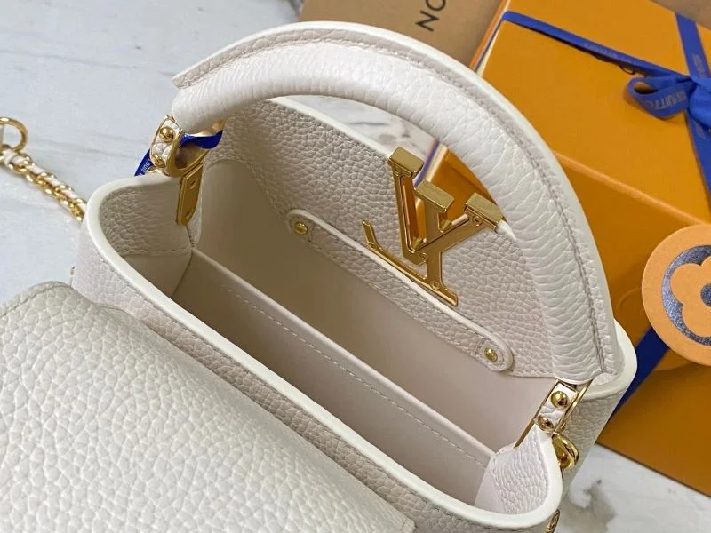 BestValue Louis Vuitton Capucines BB Bags 39814