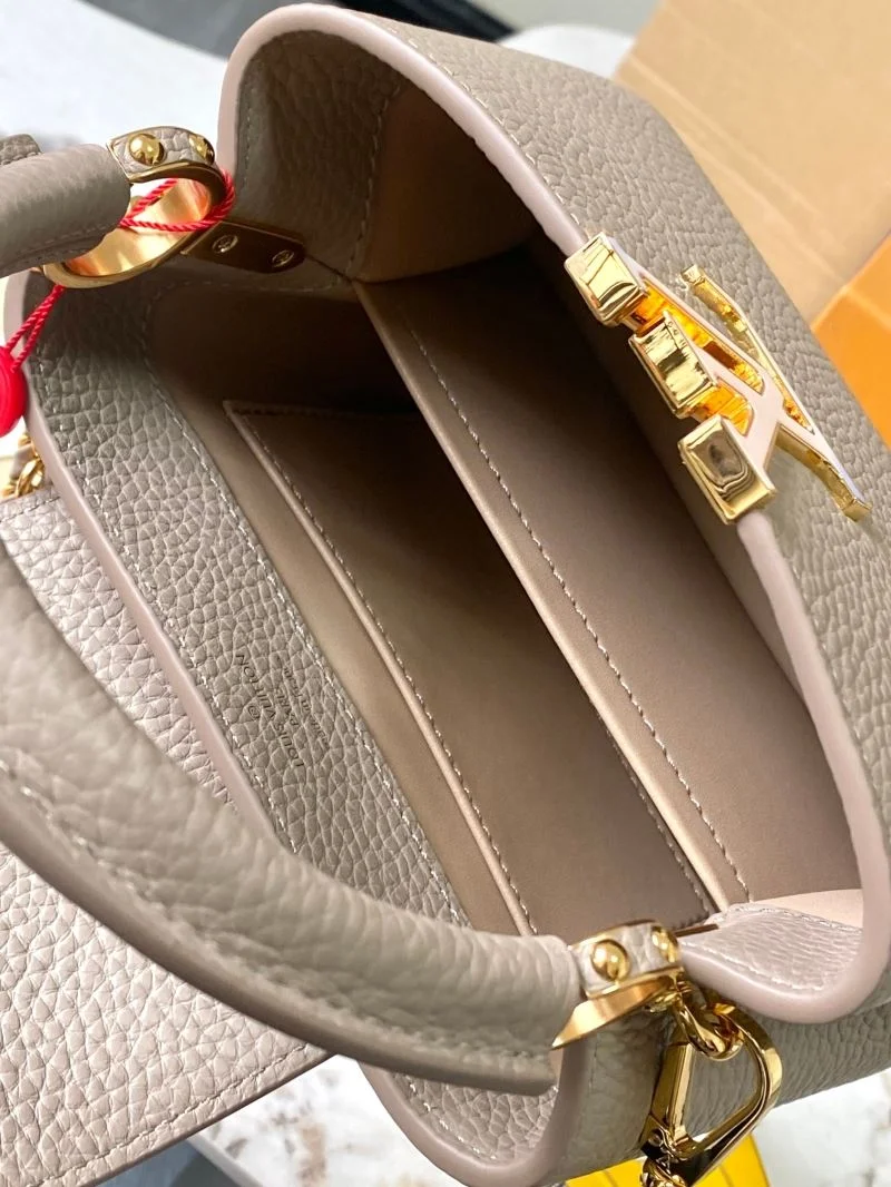 QuickDry Louis Vuitton Capucines BB Bags 39935