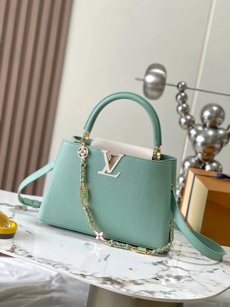 Effortless Louis Vuitton Capucines BB Bags 39809