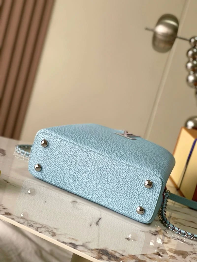 MultiPurpose Louis Vuitton Capucines BB Bags 39805