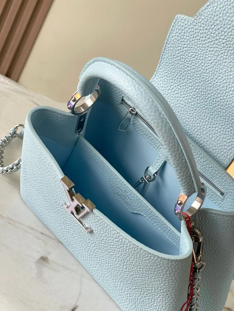 MultiPurpose Louis Vuitton Capucines BB Bags 39805