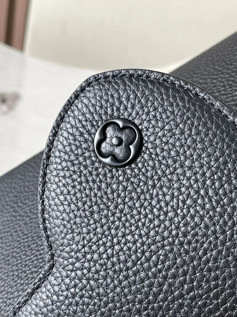 Comfortable Louis Vuitton Capucines BB Bags 39791