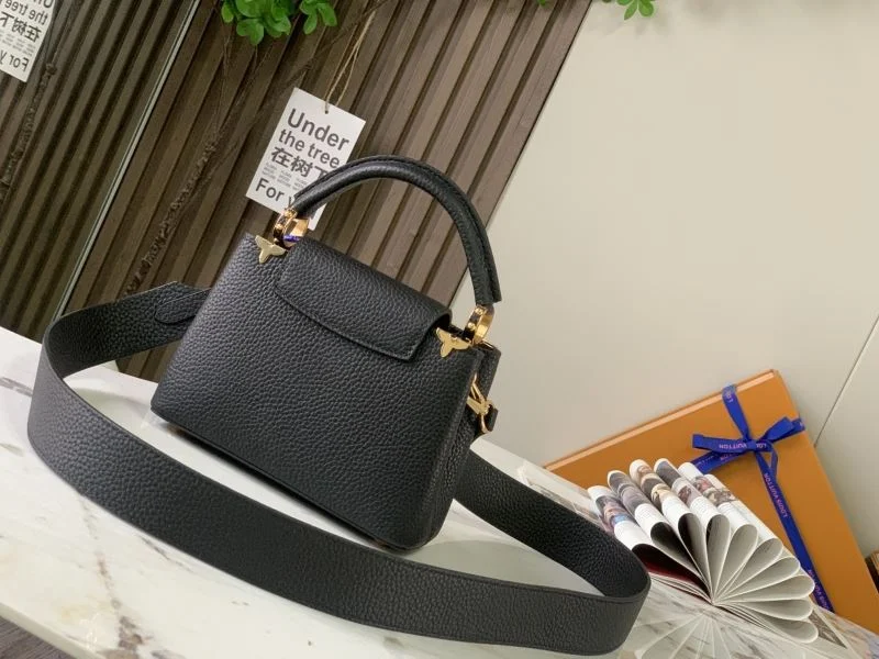 WrinkleFree Louis Vuitton Capucines BB Bags 39796