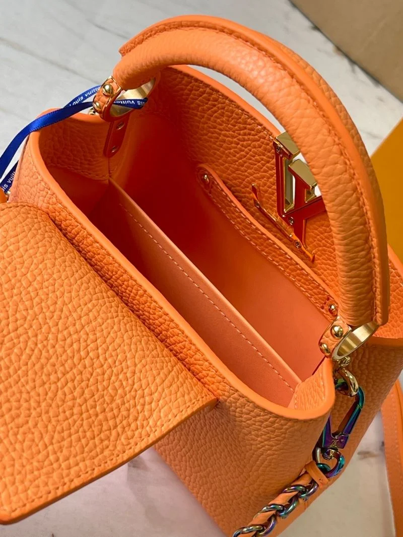 Stretchable Louis Vuitton Capucines BB Bags 39822