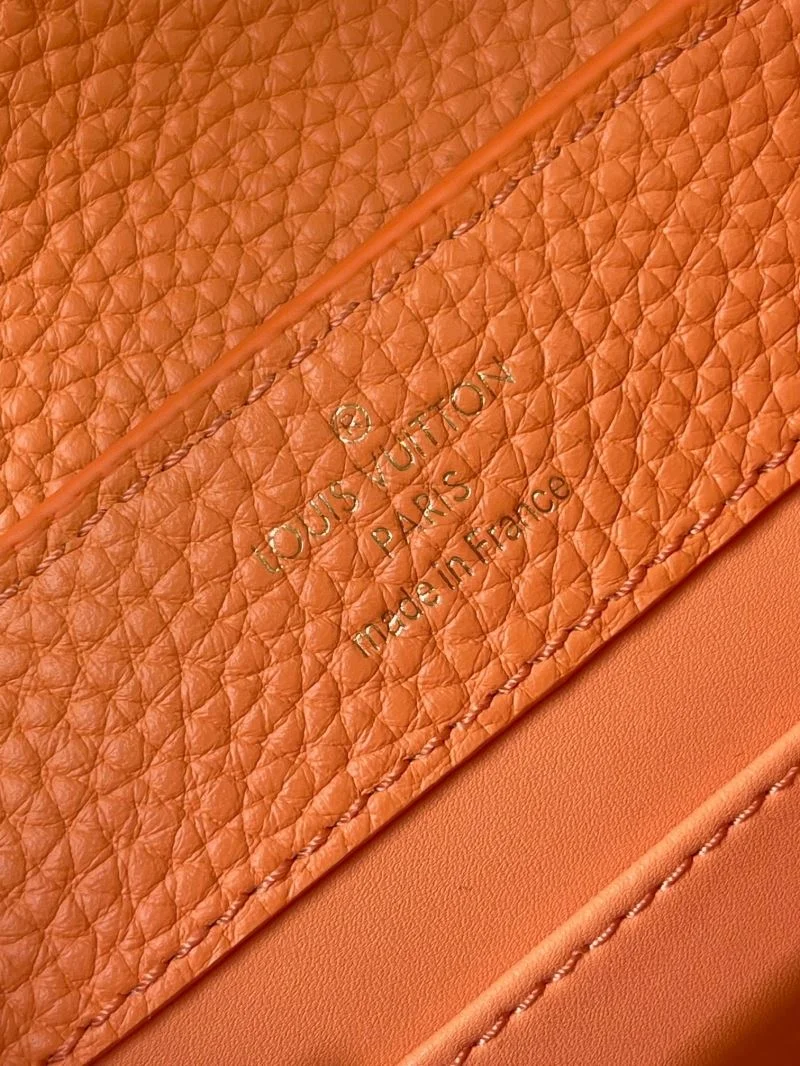 Stretchable Louis Vuitton Capucines BB Bags 39822