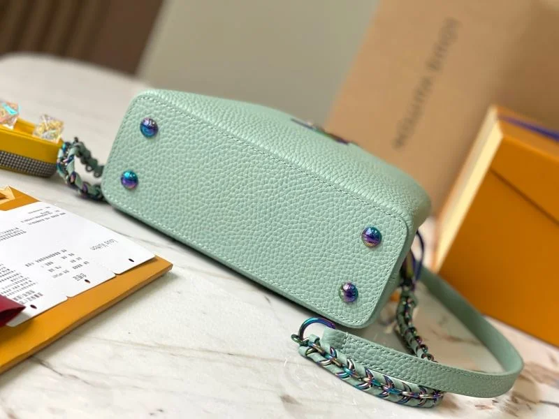 OdorResistant Louis Vuitton Capucines BB Bags 39790