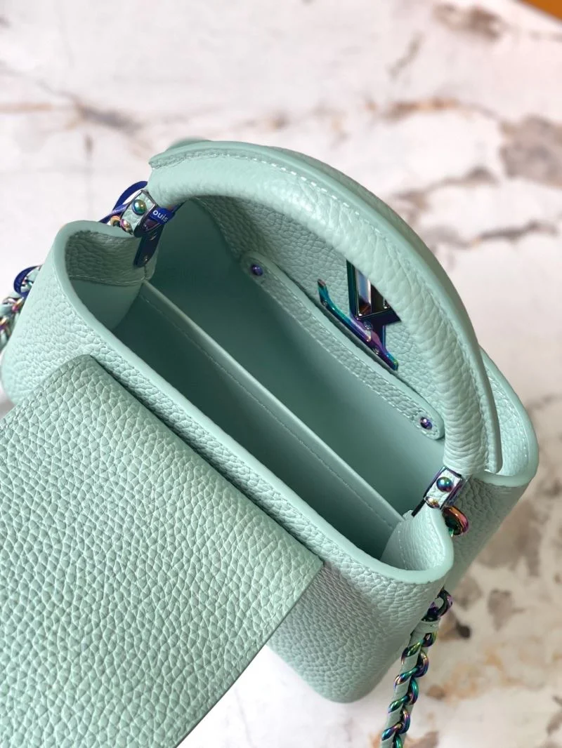 OdorResistant Louis Vuitton Capucines BB Bags 39790