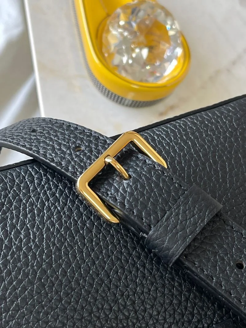Louis Vuitton Capucines BB Bags HighQuality 39777