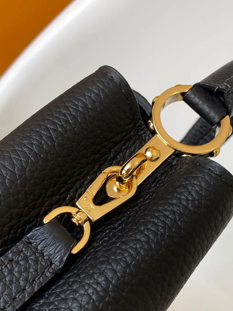 BestValue Louis Vuitton Capucines BB Bags 39307