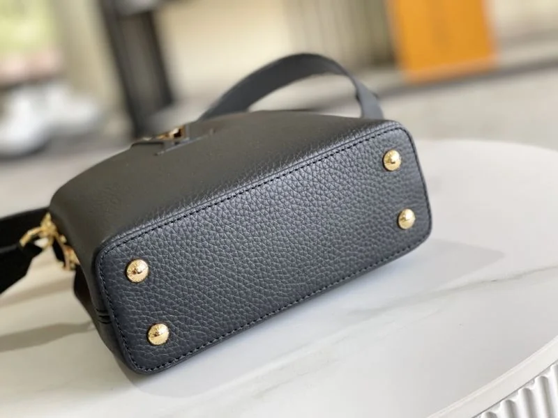 StreetReady Louis Vuitton Capucines BB Bags 38994