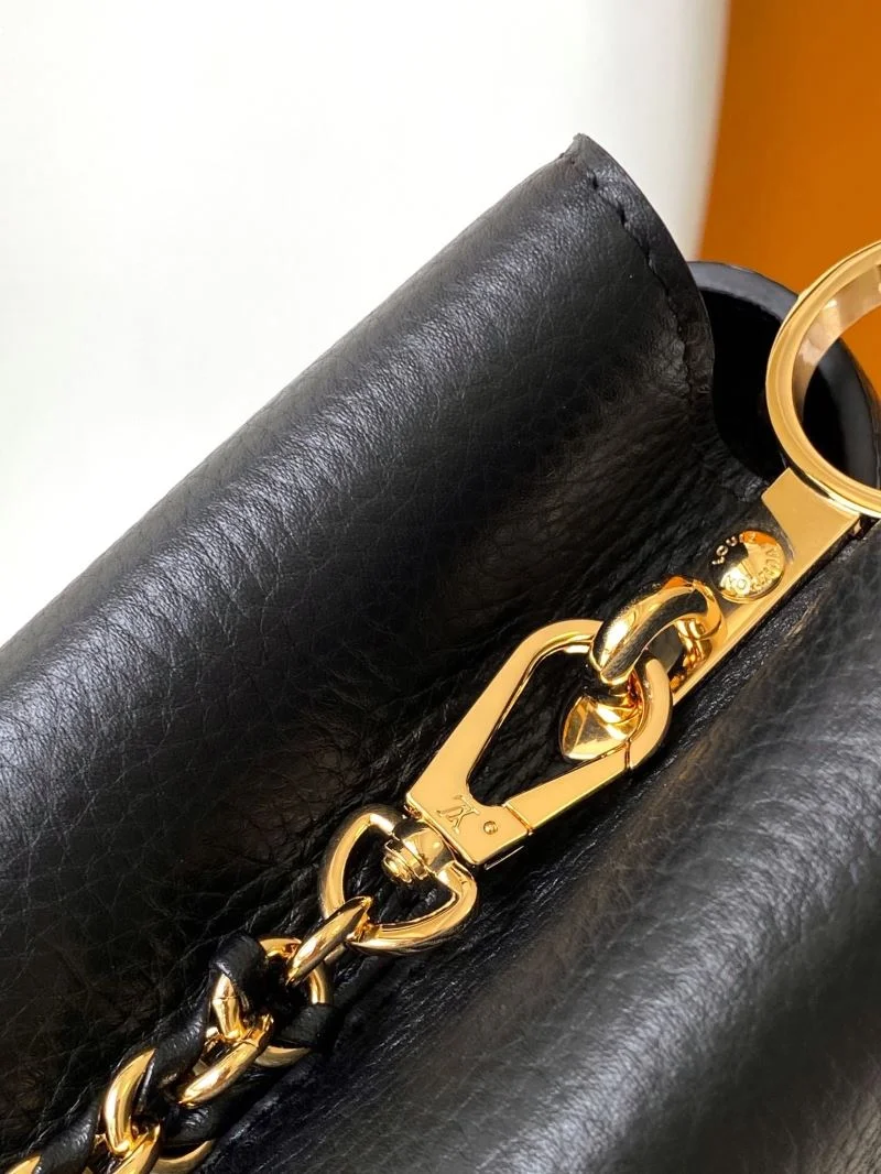 Soft Louis Vuitton Capucines BB Bags 39013
