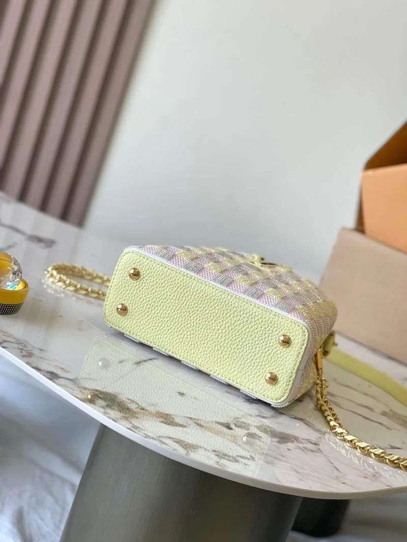 NewStyle Louis Vuitton Capucines BB Bags 39032