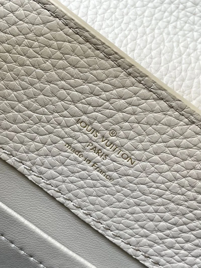 StreetReady Louis Vuitton Capucines BB Bags 38921