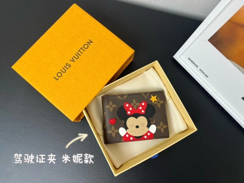 Louis Vuitton Card Holders EyeCatching 262665
