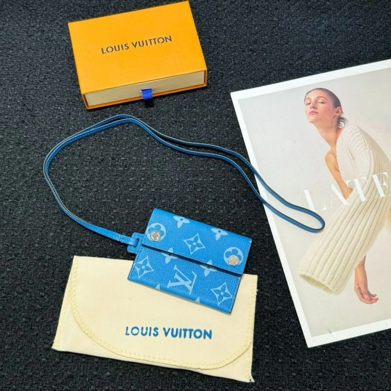 Louis Vuitton Card Holders Cozy 262646