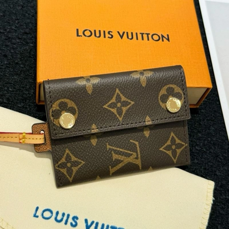 ModernLook Louis Vuitton Card Holders 262662