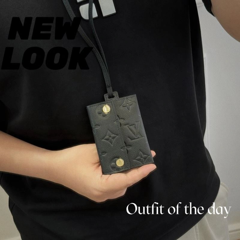 Louis Vuitton Card Holders MultiPurpose 262660