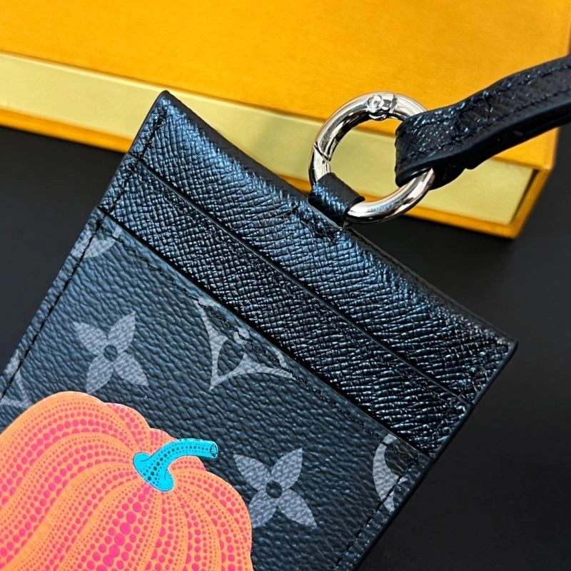 Snug Louis Vuitton Card Holders 262658