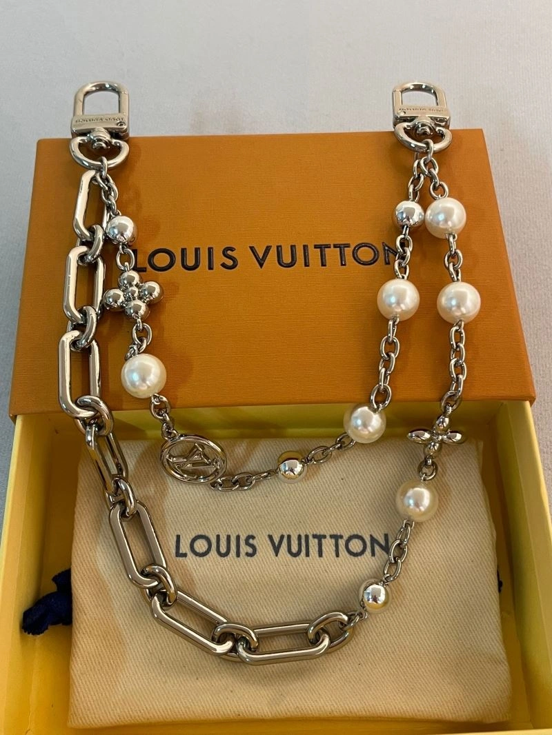 Louis Vuitton Chains Attractive 262719
