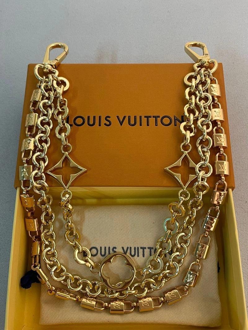 Louis Vuitton Chains FreshLook 262721