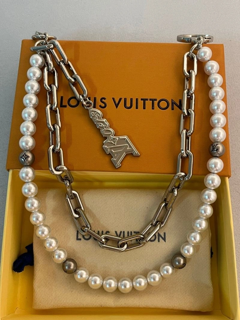 Louis Vuitton Chains Reliable 262710