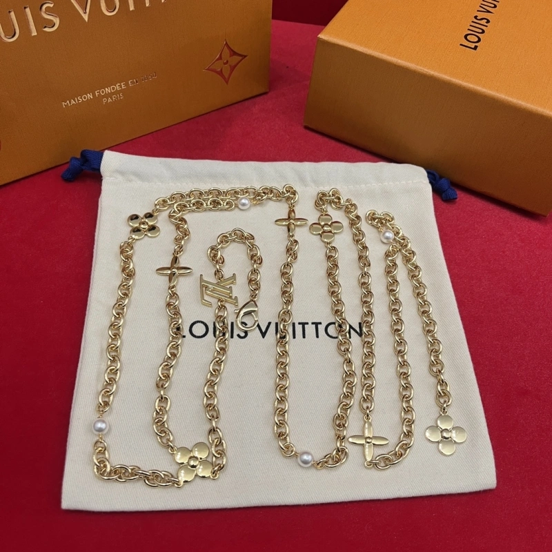 Louis Vuitton Chains Neat 262732