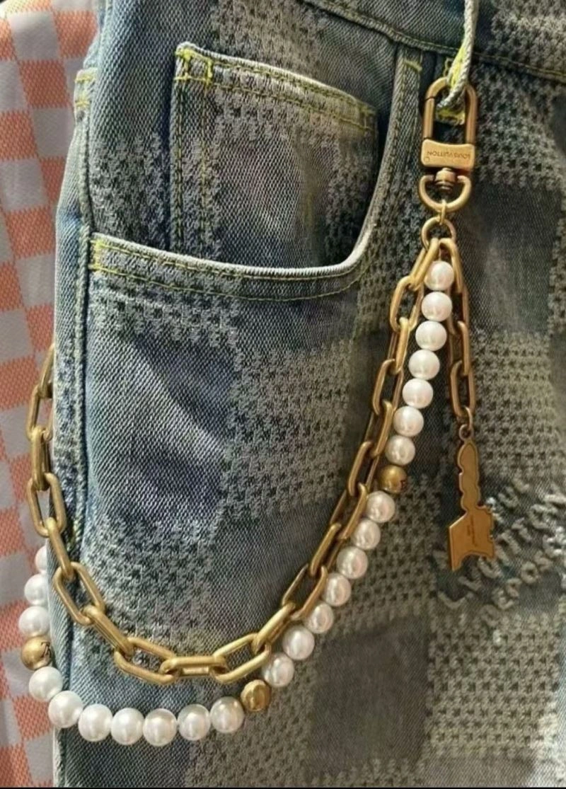 SportInspired Louis Vuitton Chains 262704