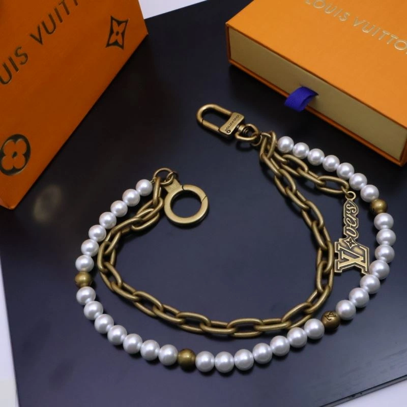 SportInspired Louis Vuitton Chains 262704