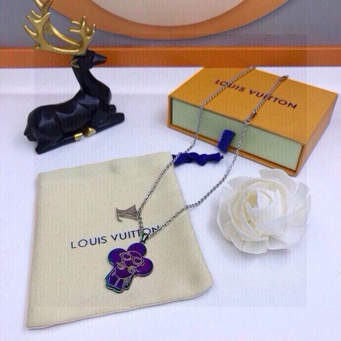 Louis Vuitton Chains OnTrend 262699