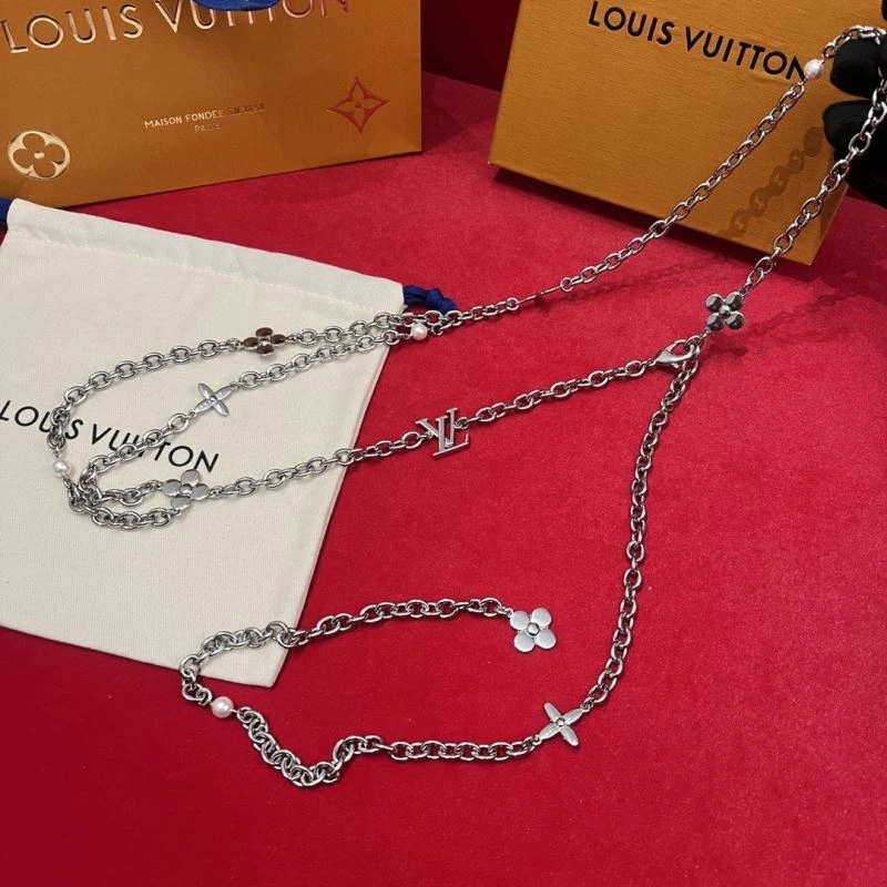 Louis Vuitton Chains Lightweight 262692