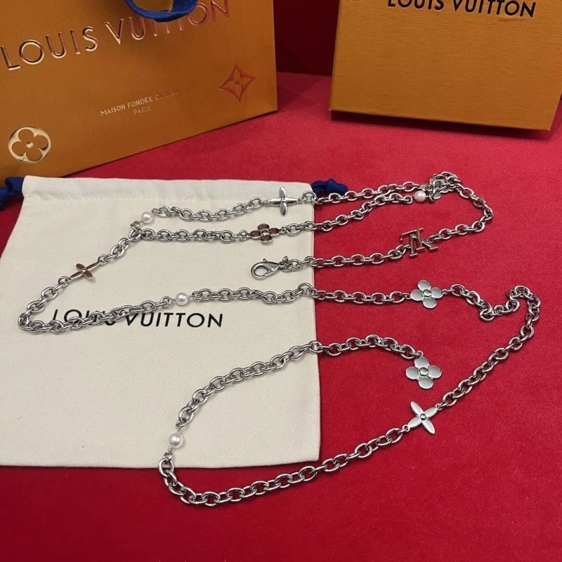 Louis Vuitton Chains Lightweight 262692