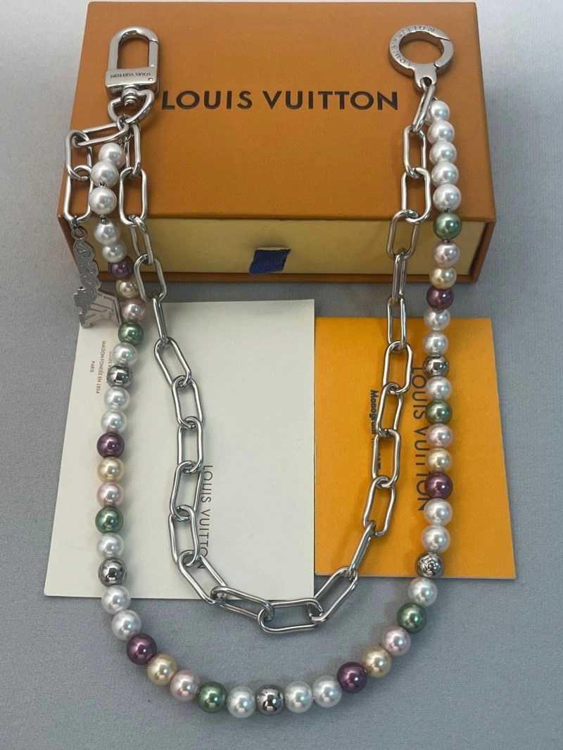 AllSeason Louis Vuitton Chains 262681