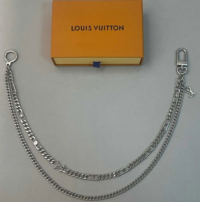 Louis Vuitton Chains Cozy 262674