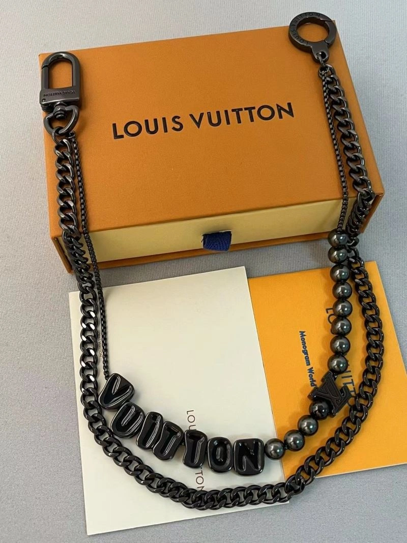 Comfortable Louis Vuitton Chains 262682