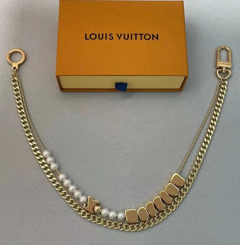 EasyMatch Louis Vuitton Chains 262678