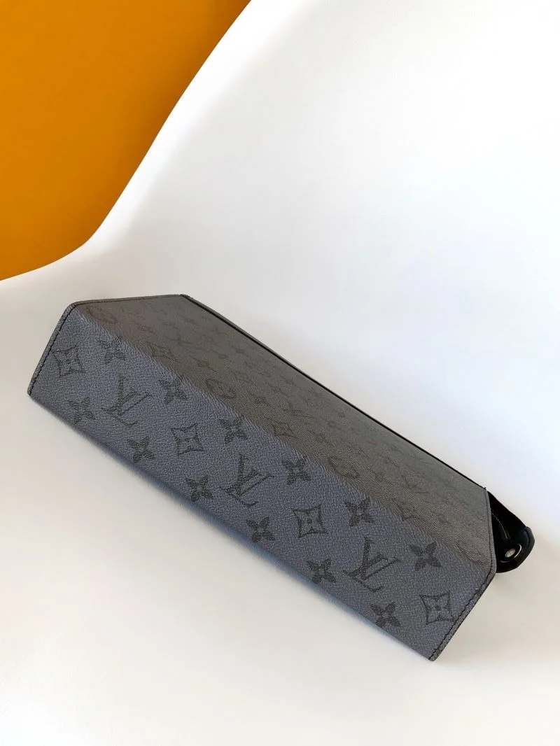 Casual Louis Vuitton Clutch Bags 43352