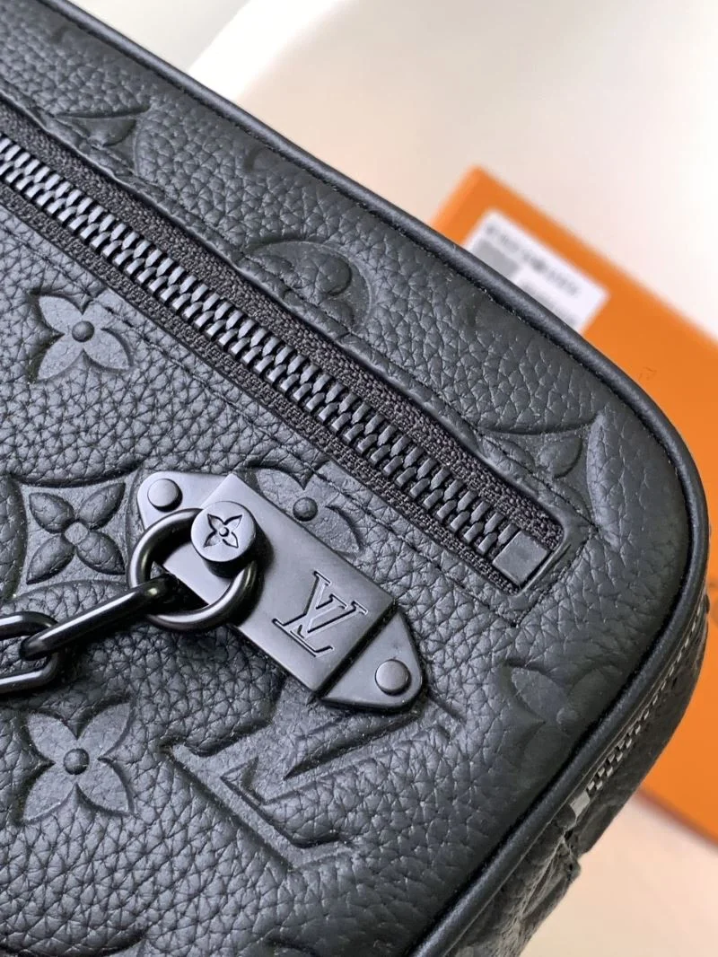 Louis Vuitton Clutch Bags Reliable 42909